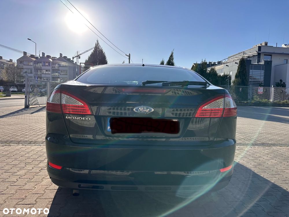 Ford Mondeo 2.0 Gold X - 25