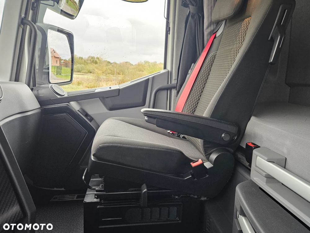 Renault T HIGH 520 *13L*KLIMA POSTOJOWA* - 17