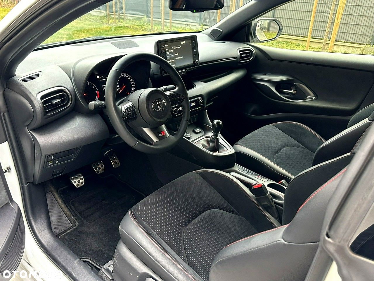 Toyota Yaris GR 1.6 Dynamic - 10