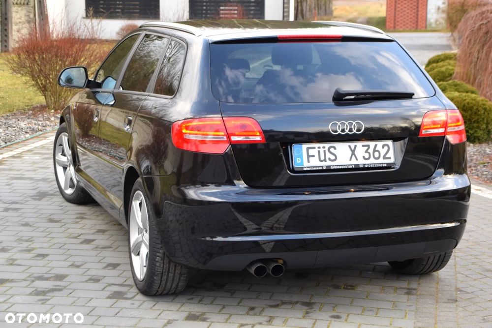 Audi A3 Sportback 2.0 TDI DPF S line Sportpaket - 9