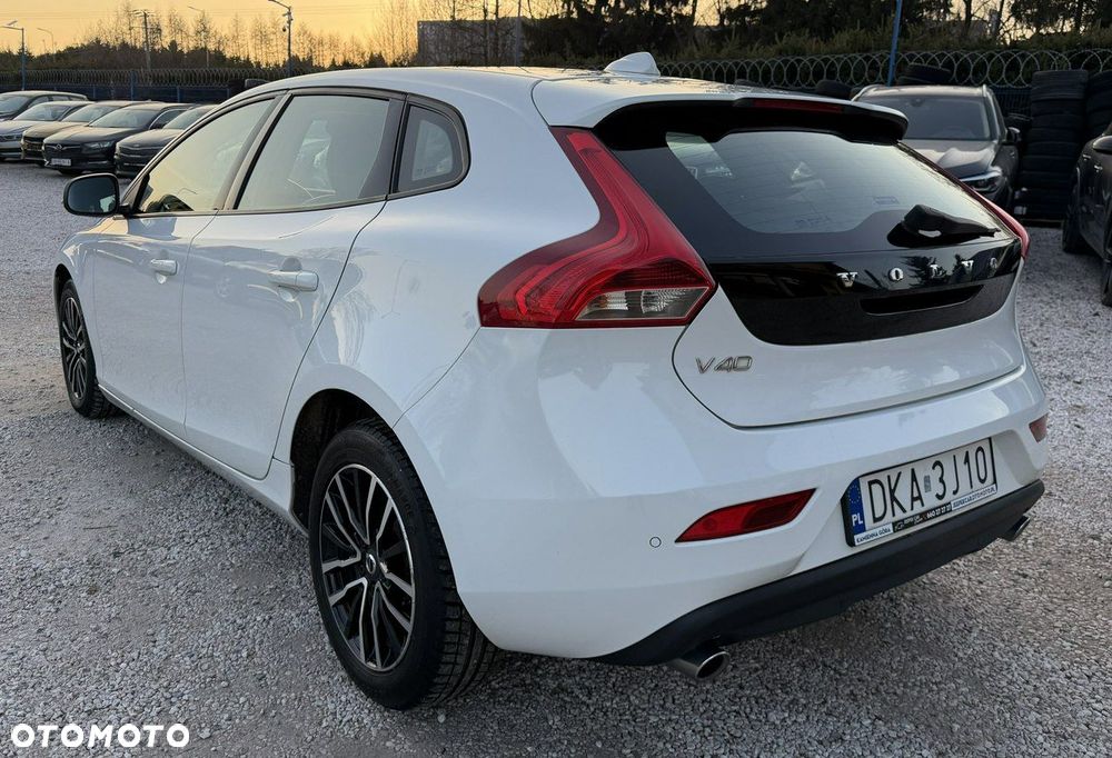 Volvo V40 - 6