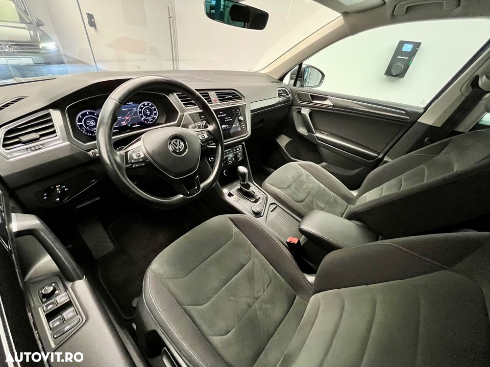 Volkswagen Tiguan - 12