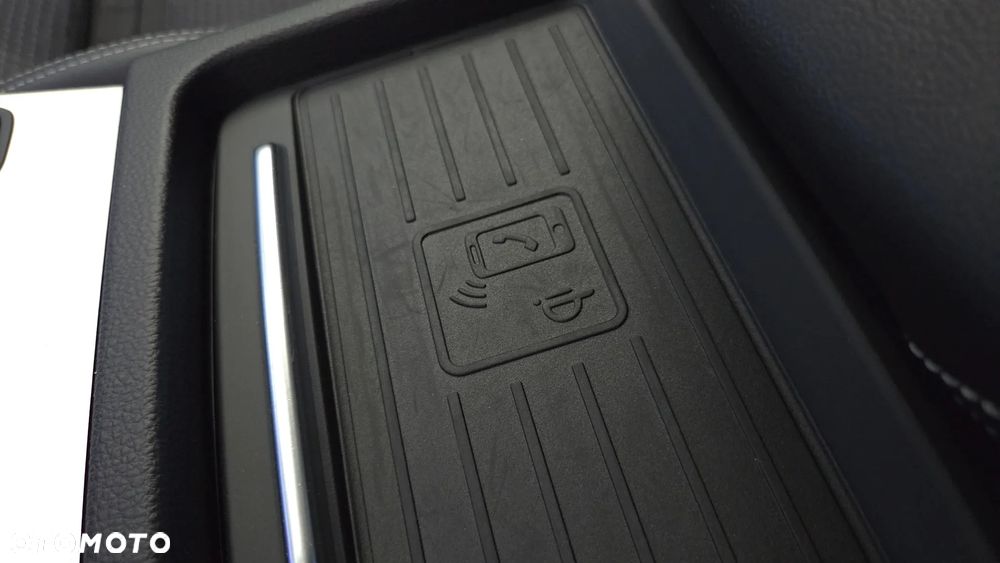 Audi Q5 55 TFSIe quattro S tronic S line - 33