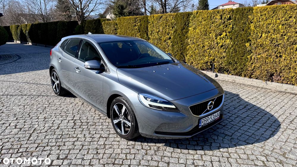 Volvo V40 D2 Kinetic - 8