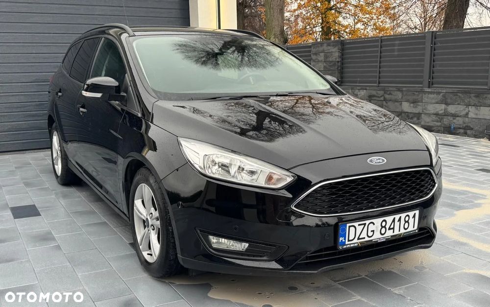 Ford Focus Turnier 1.5 EcoBlue Start-Stopp-System TITANIUM - 7