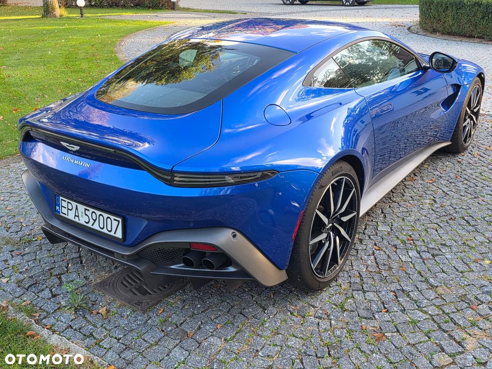 Aston Martin V8 Vantage Standard - 8