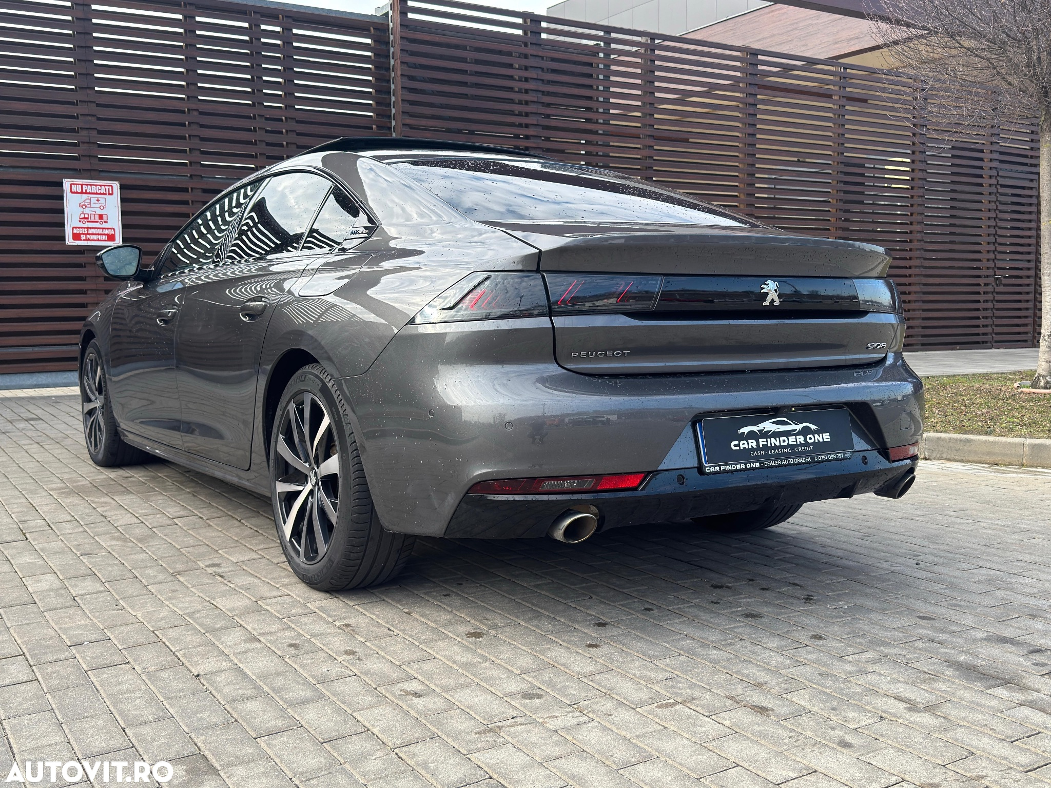 Peugeot 508 Plug-In Hybrid 225 e-EAT8 GT - 4