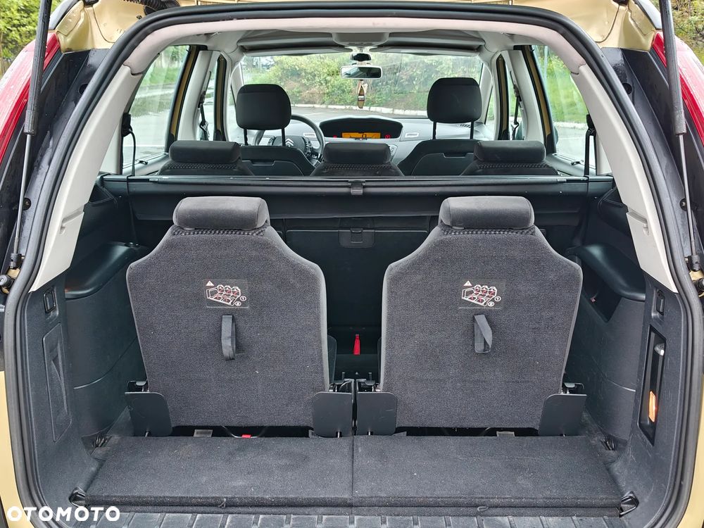 Citroën C4 Picasso 1.6 HDi FAP Exclusive - 19
