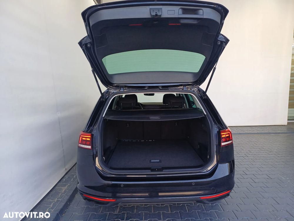 Volkswagen Passat Variant 2.0 TDI DSG Comfortline - 37