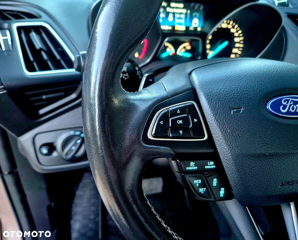 Ford Kuga 2.0 TDCi 4x4 Vignale - 21