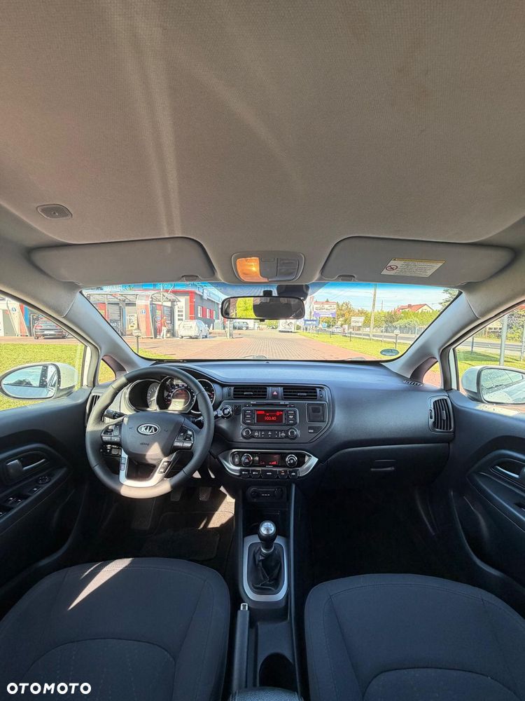 Kia Rio - 13