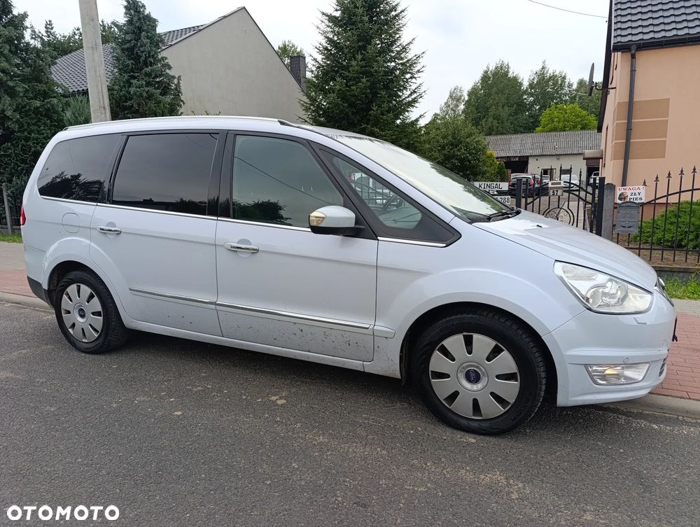 Ford Galaxy - 14