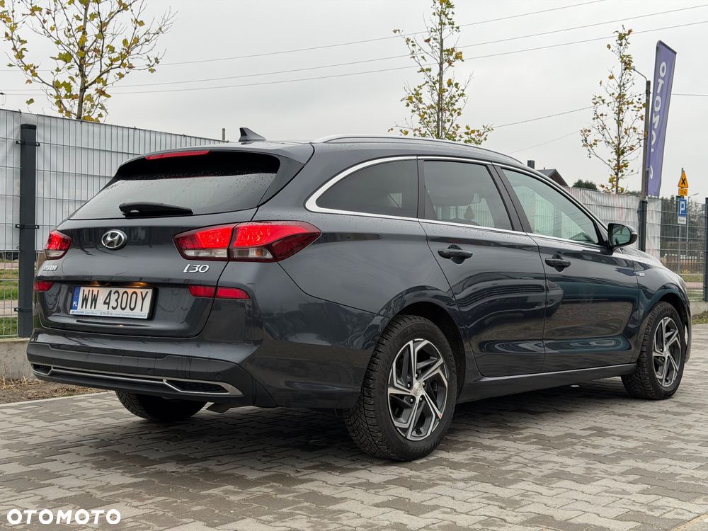 Hyundai i30 1.5 T-GDI 48V Premium - 10