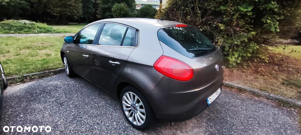 Fiat Bravo 1.9 Multijet 16V Emotion - 2