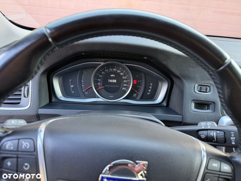 Volvo V60 D4 Geartronic Momentum - 7