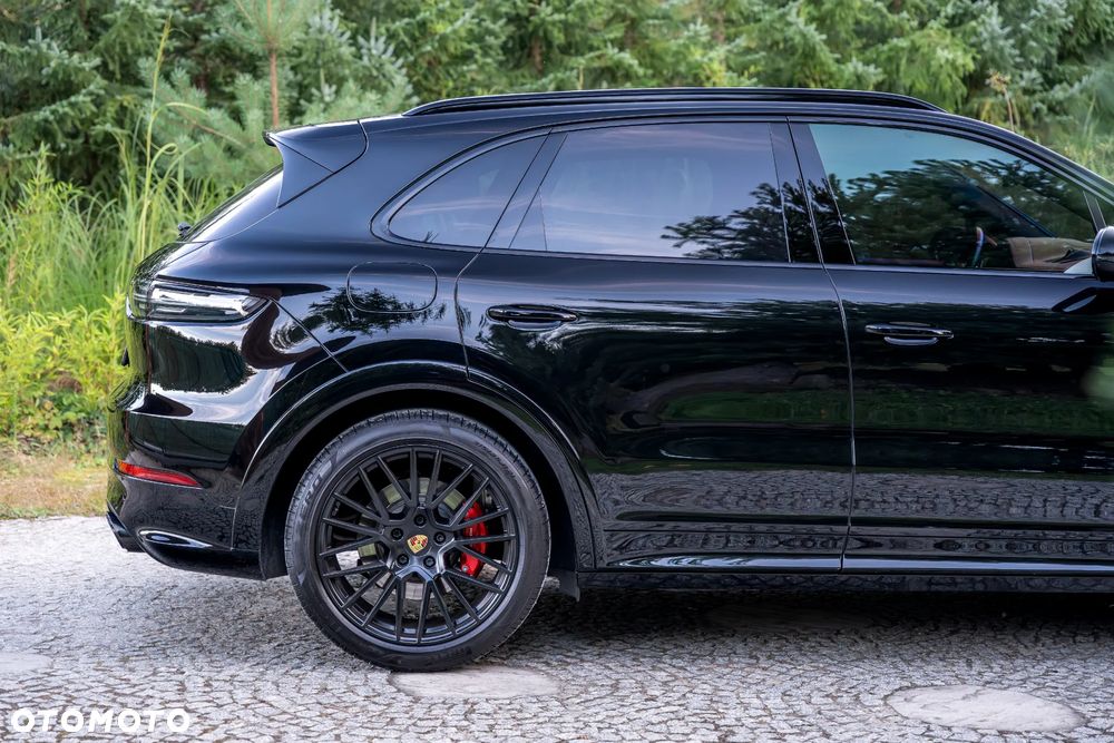 Porsche Cayenne GTS - 18