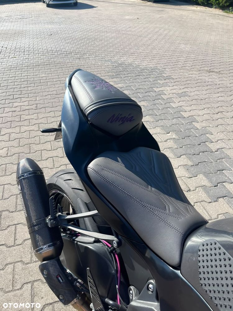 Kawasaki ZXR - 8
