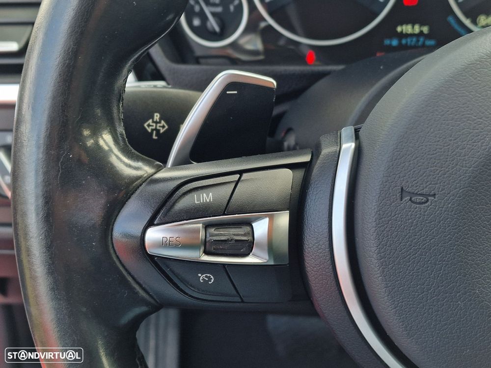 BMW 320 d EfficientDynamics Auto Line Sport - 17