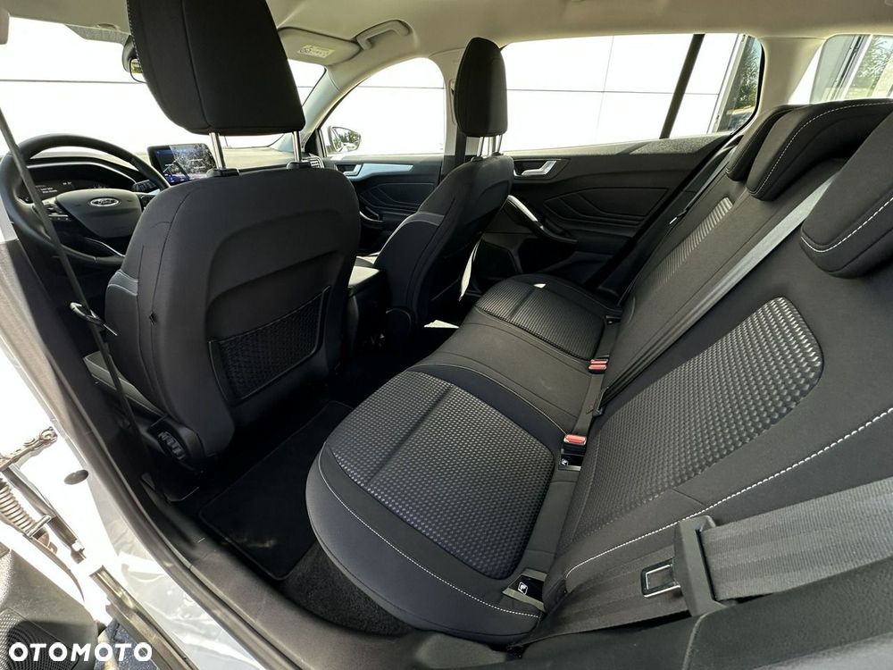 Ford Focus 1.5 EcoBlue Start-Stopp-System COOL&CONNECT - 17