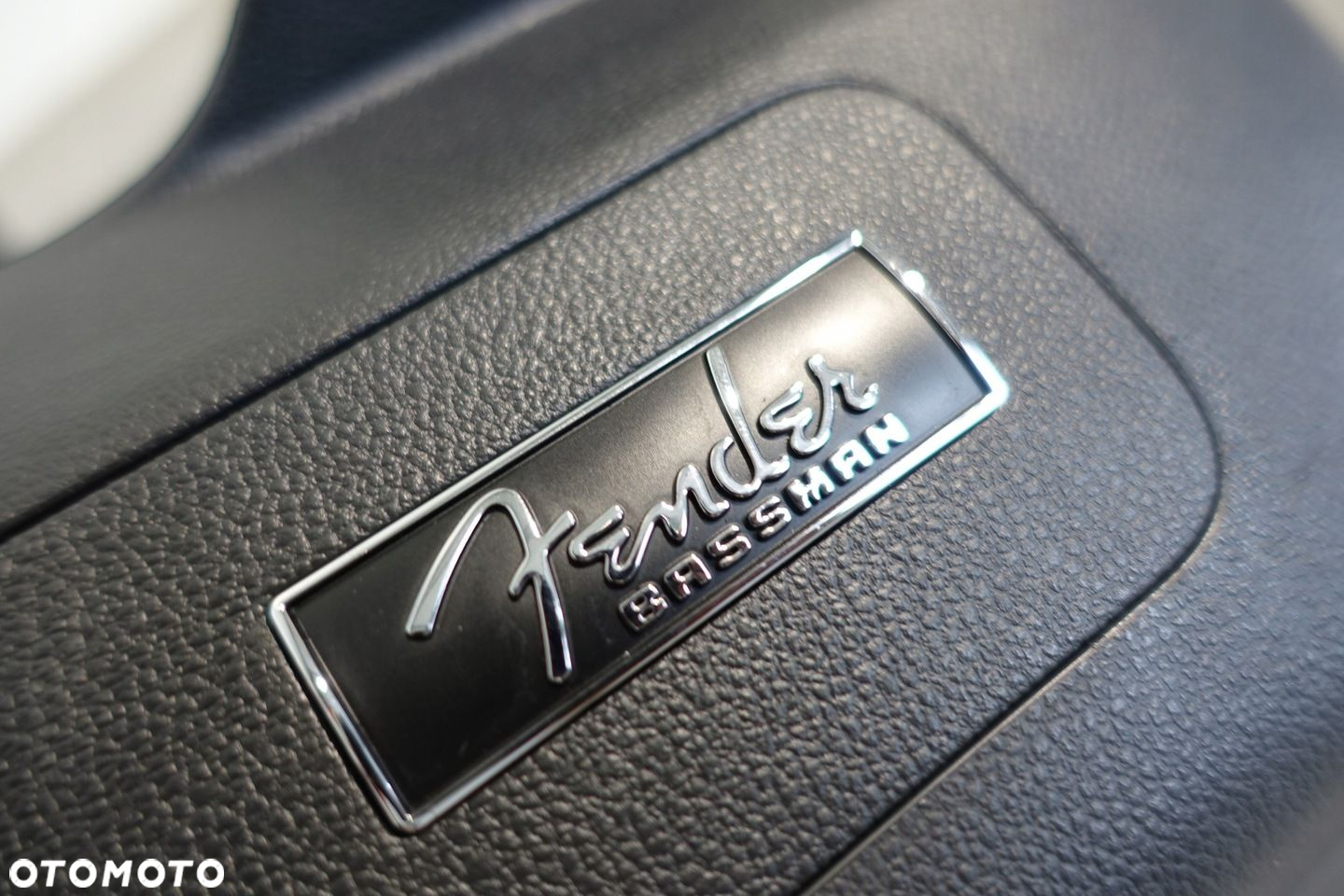 VW BEETLE 5C ZESTAW NAGŁOŚNIENIE FENDER - 9