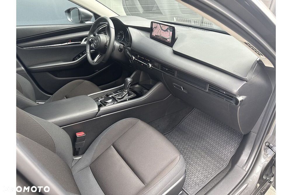 Mazda 3 - 25