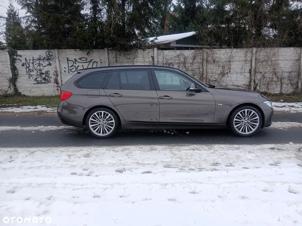 BMW Seria 3 320i Modern Line - 10