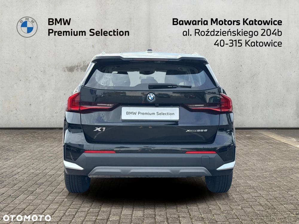 BMW X1 - 11