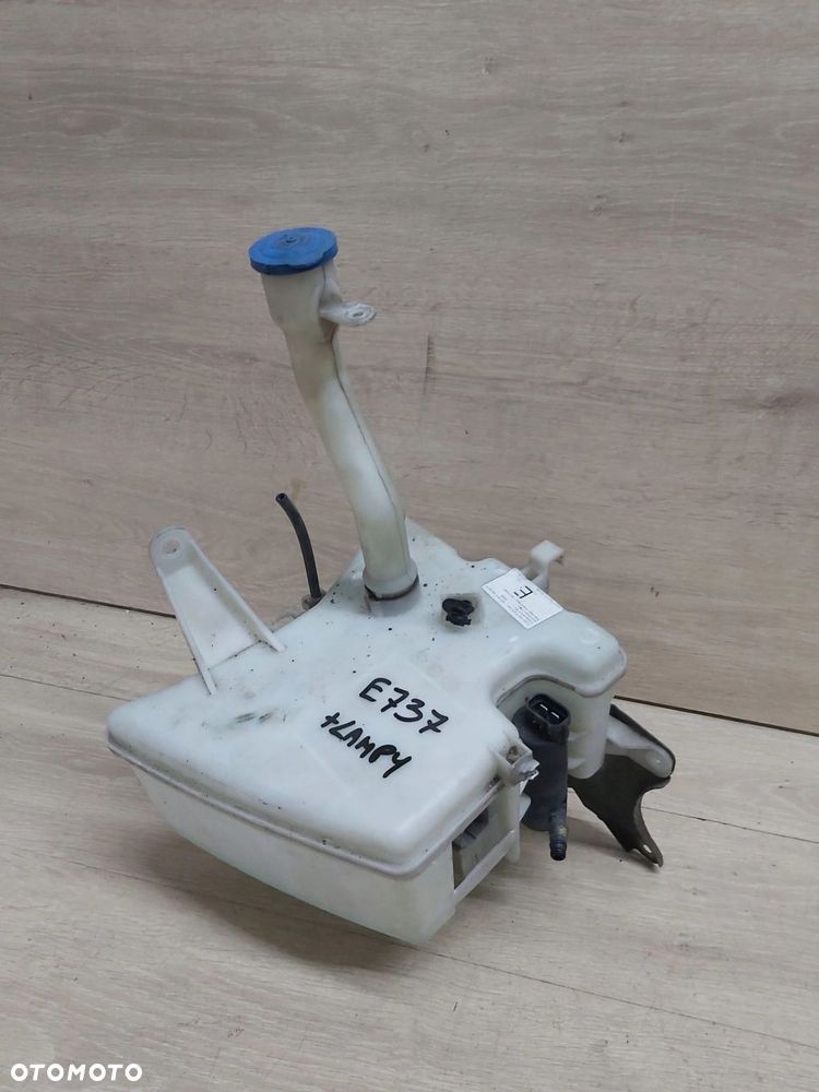 Toyota Corolla E15 zbiorniczek spryskiwaczy pod lampy ksenon 85350-02070 - 1