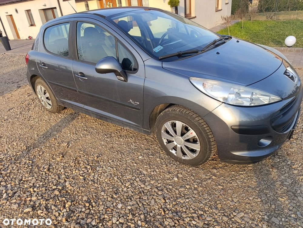 Peugeot 207 1.4 HDi Trendy - 1