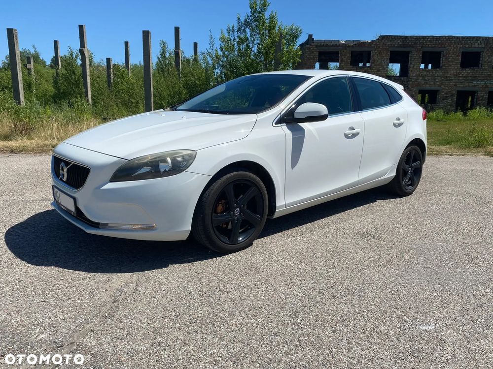 Volvo V40 D2 - 1