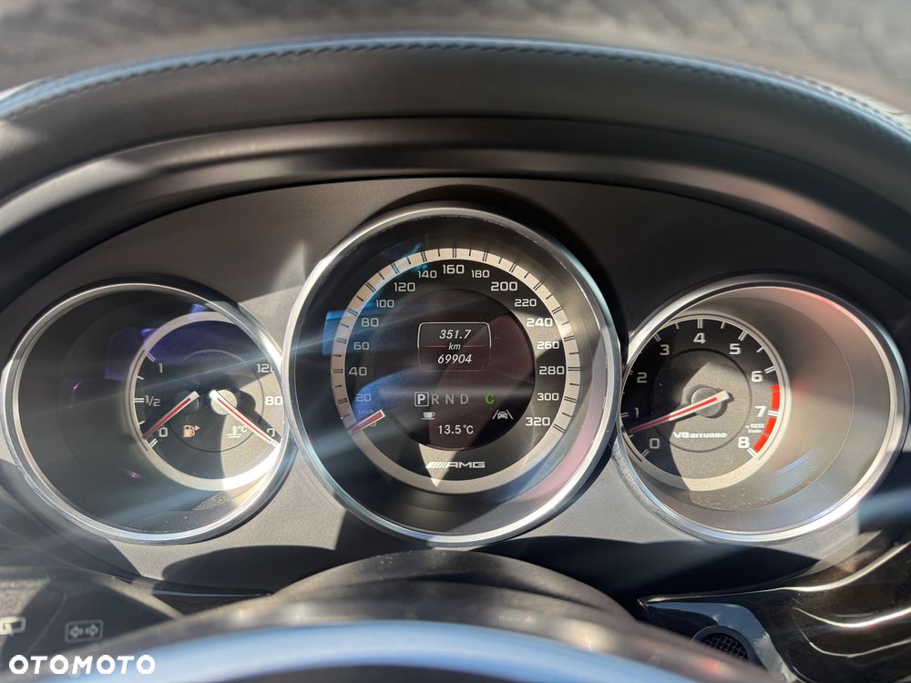 Mercedes-Benz CLS 63 AMG AMG SPEEDSHIFT MCT - 40
