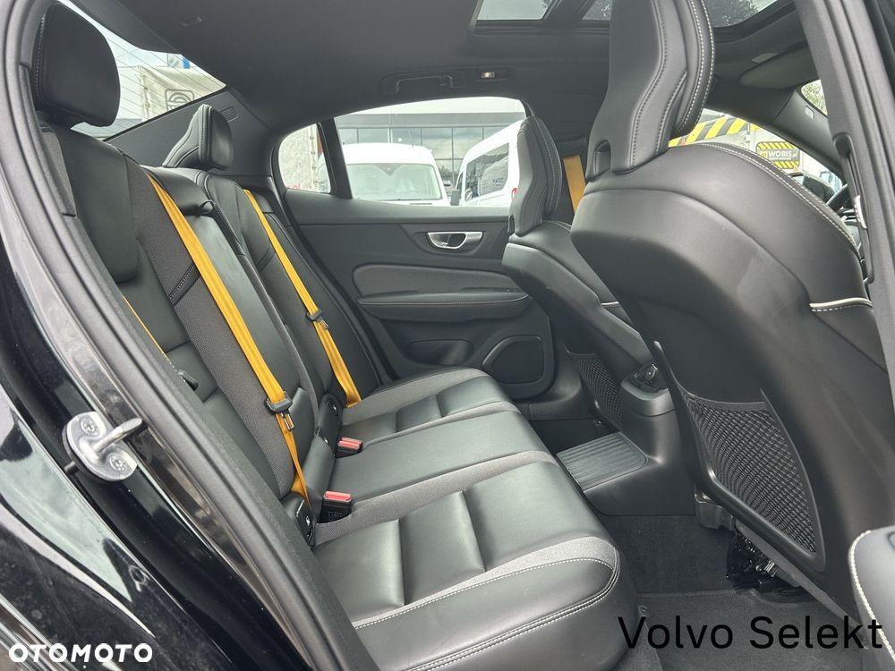 Volvo S60 - 22