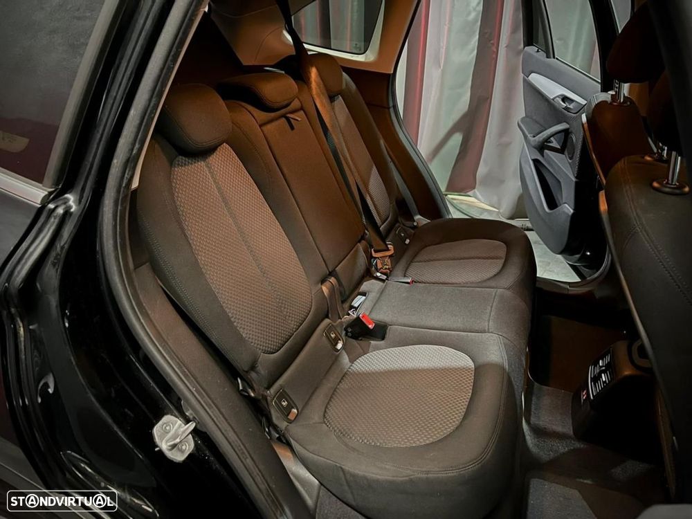 BMW X1 25 e xDrive - 12