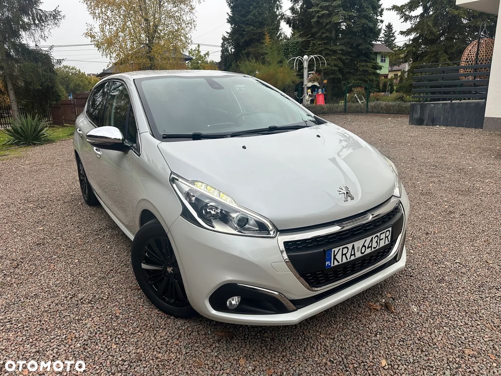 Peugeot 208 2016 photo 4