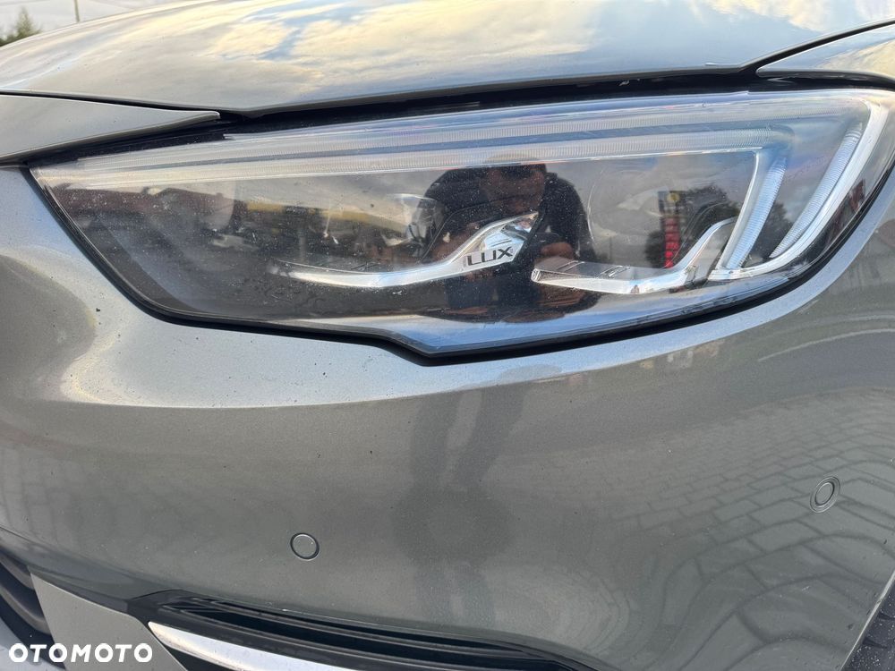 Opel Insignia Sports Tourer 2.0 BiTurbo Diesel 4x4 Ultimate Exclusive - 10