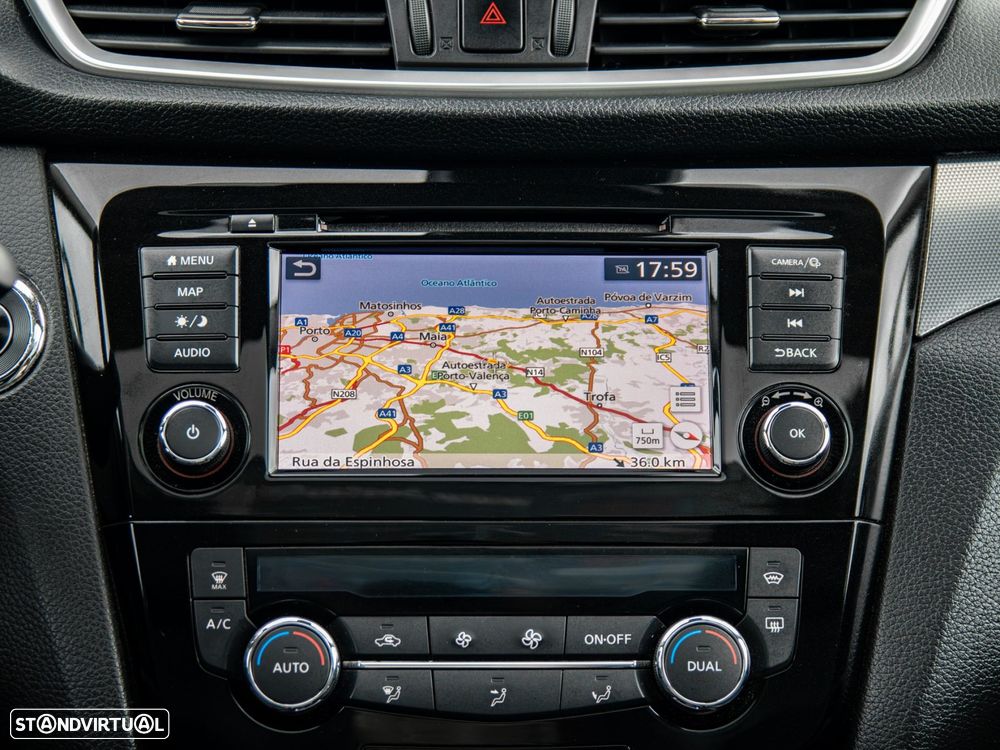 Nissan Qashqai 1.5 dCi N-Connecta DCT - 21