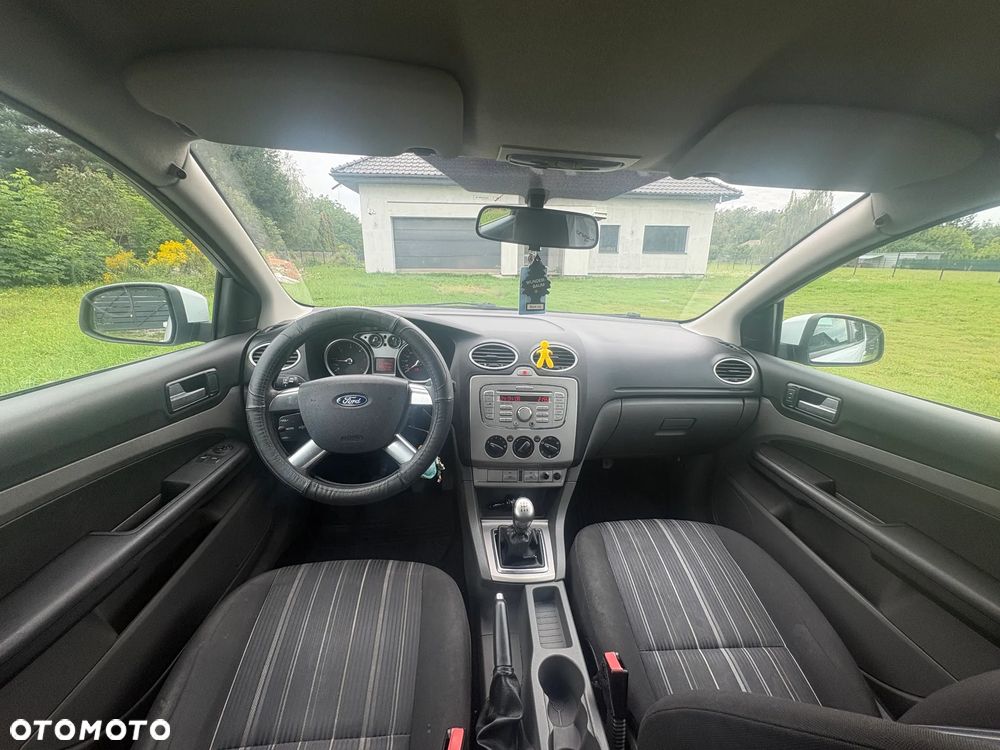 Ford Focus 1.8 TDCi Ambiente - 5