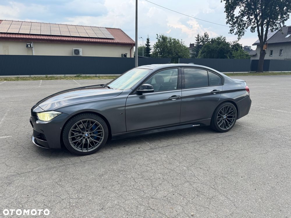 BMW Seria 3 335i Sport Line - 2