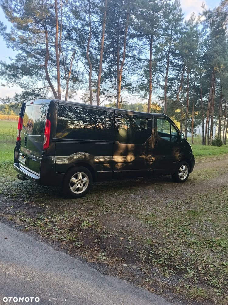Opel Vivaro - 18