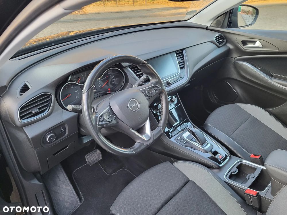 Opel Grandland X 1.6 DI Start/Stop Business Elegance - 10
