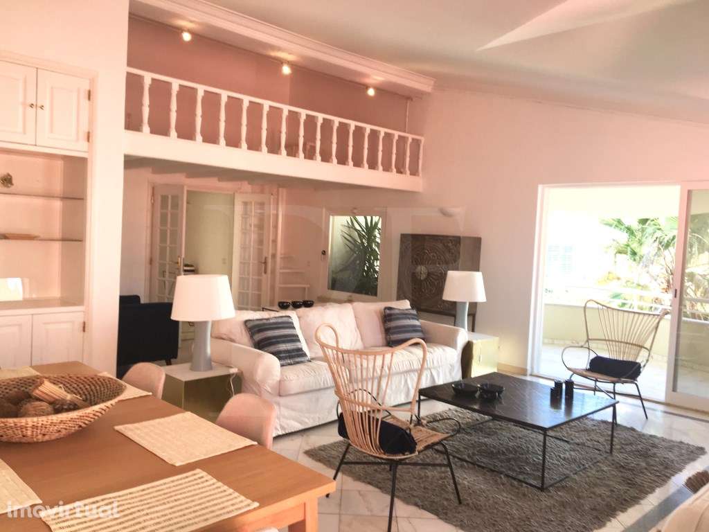 Apartamento T3 com vista mar no Monte Estoril - Grande imagem: 3/21