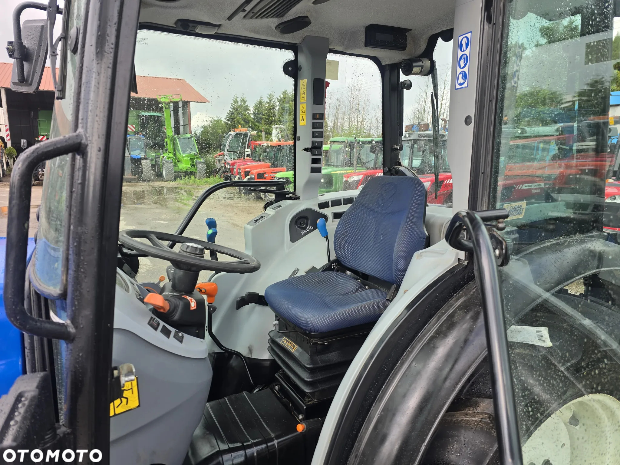 New Holland T4.90N - 9