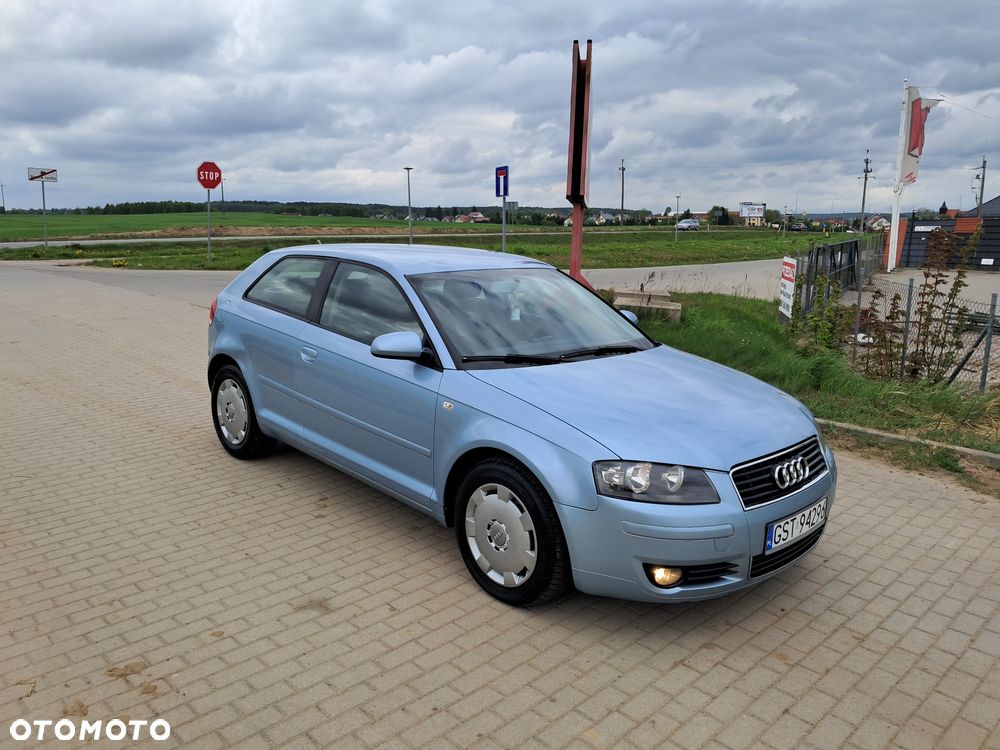 Audi A3 3-drzwiowe 1.6 Ambition - 16