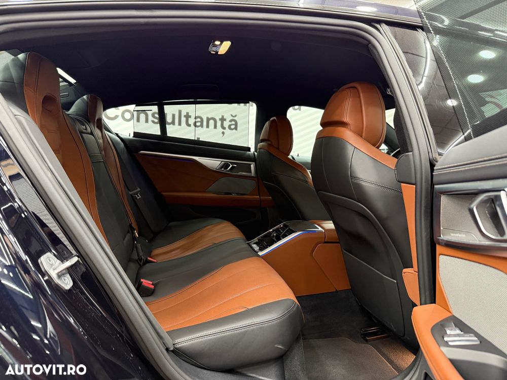 BMW M8 M850i xDrive Gran Coupe - 8