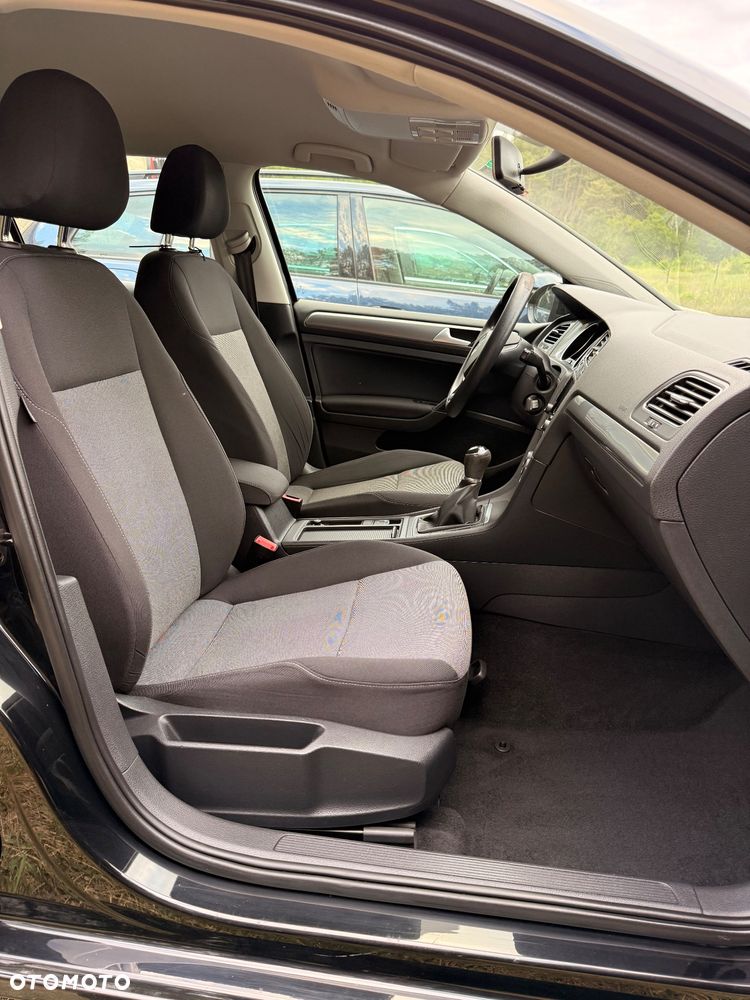 Volkswagen Golf 1.6 TDI BlueMotion Technology Trendline - 12