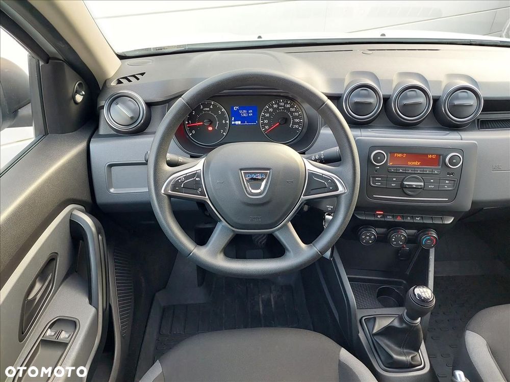 Dacia Duster 1.6 SCe Essential - 10