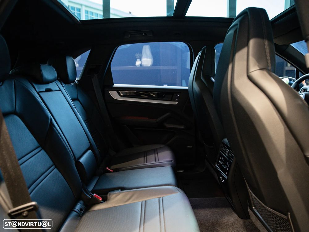 Porsche Cayenne S E-Hybrid - 42