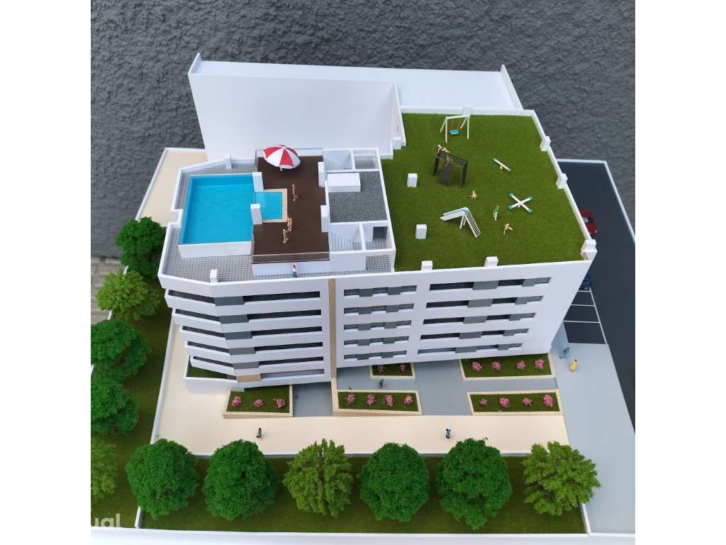 Apartamento T2+1 novo, varanda com churrasqueira; piscina e playgro... - Grande imagem: 3/29