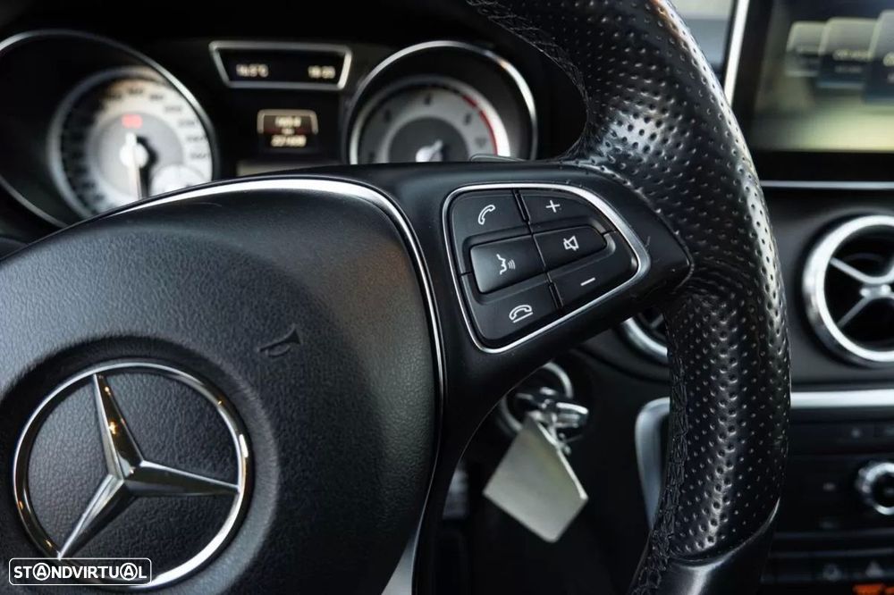 Mercedes-Benz CLA 200 - 25