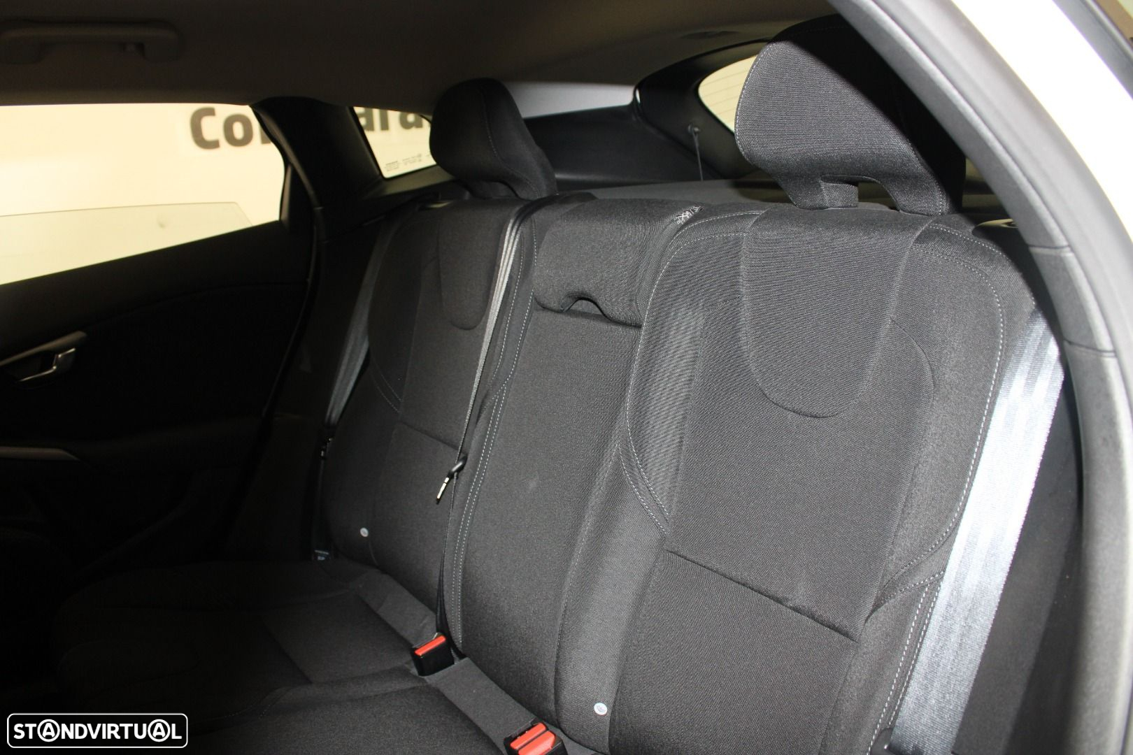 Volvo V40 Cross Country 2.0 D2 - 27